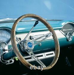 Grant Classic Nostalgia Wheel & Standard Installation Kit & Chrome Horn Button